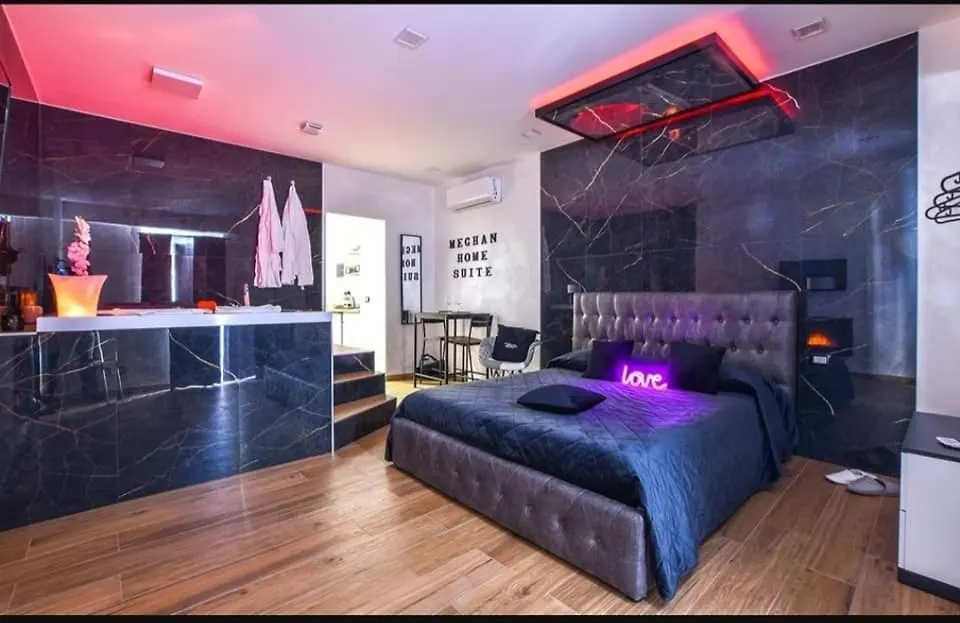 Suite Meghan Home Catania 0*,  Italia