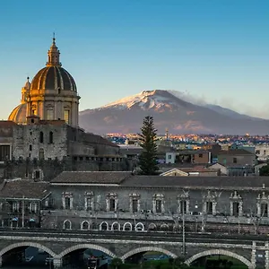 Attico Mea , Catane Italie